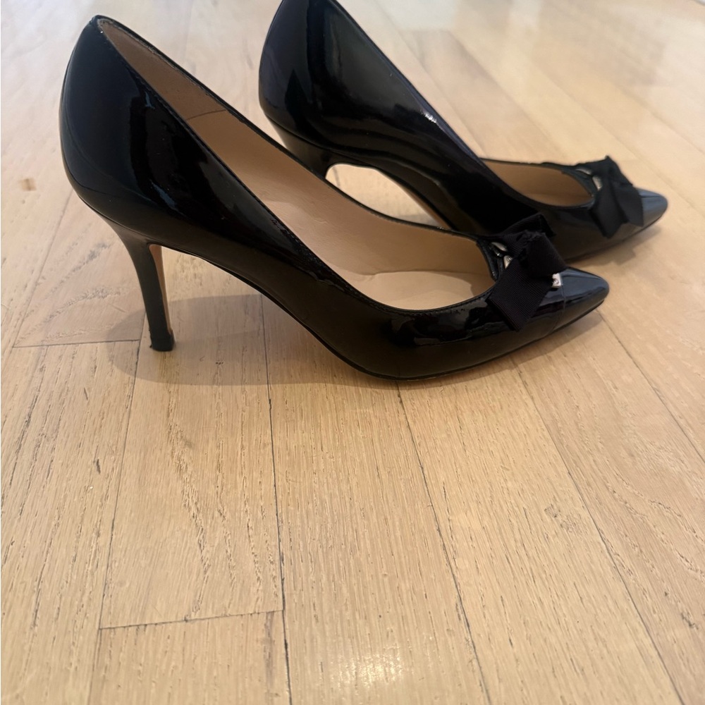 LK Bennett Black Patent Pointed Pumps with Bow and Metal Accent - Picture 8 of 9
